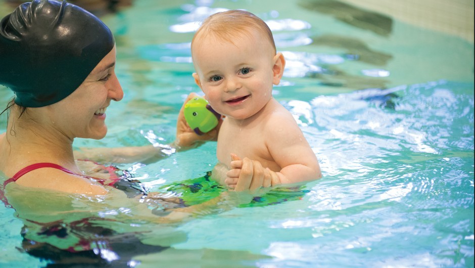 4 Reasons Your Child Should Learn to Swim Young