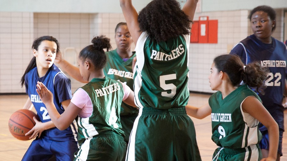 Middle School Basketball Players Learn Leadership Skills with Sadie Nash